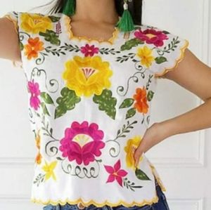 Mexican Embroided blouse NWOT